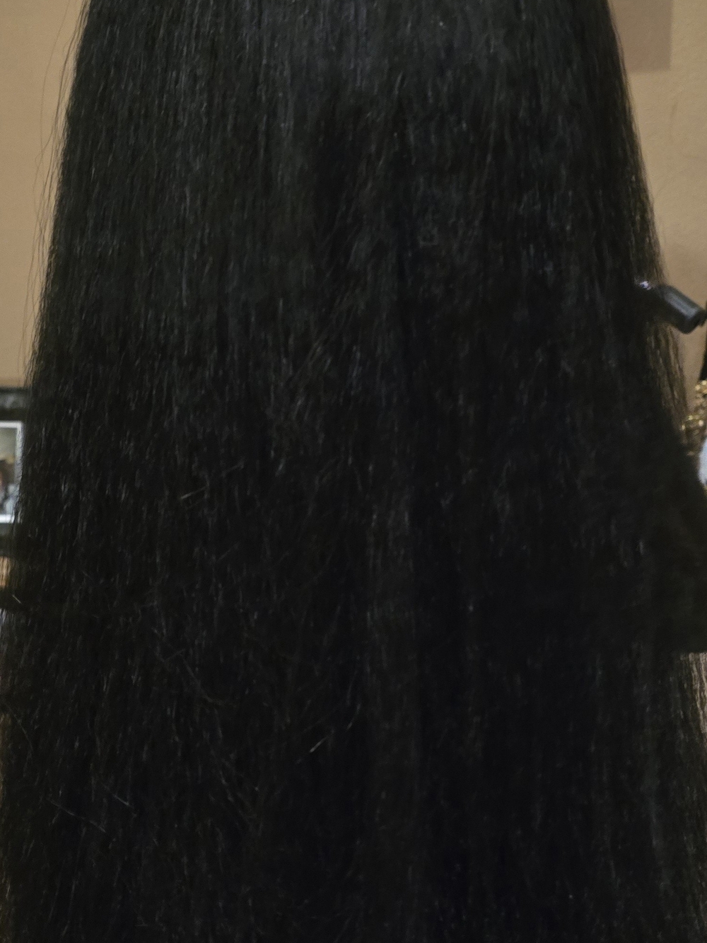 Long Drawstring Synthetic Ponytail - Picture 2 of 3